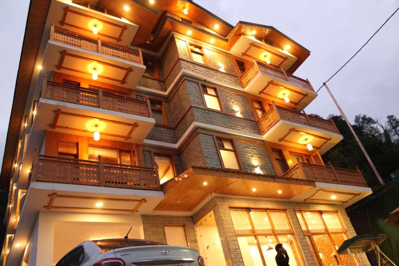 Hotel Vaibhav Regency Manāli Exteriér fotografie