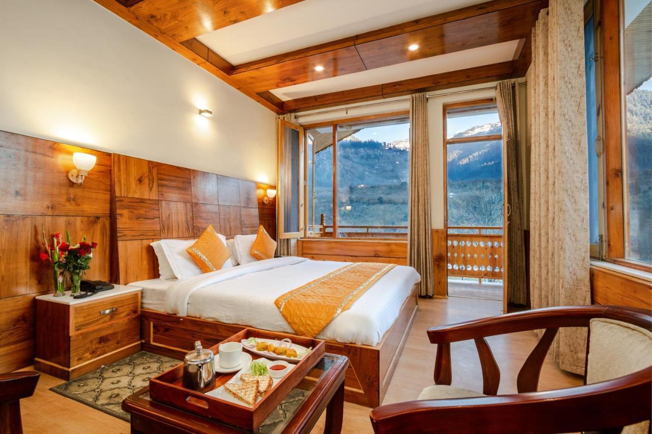 Hotel Vaibhav Regency Manāli Exteriér fotografie