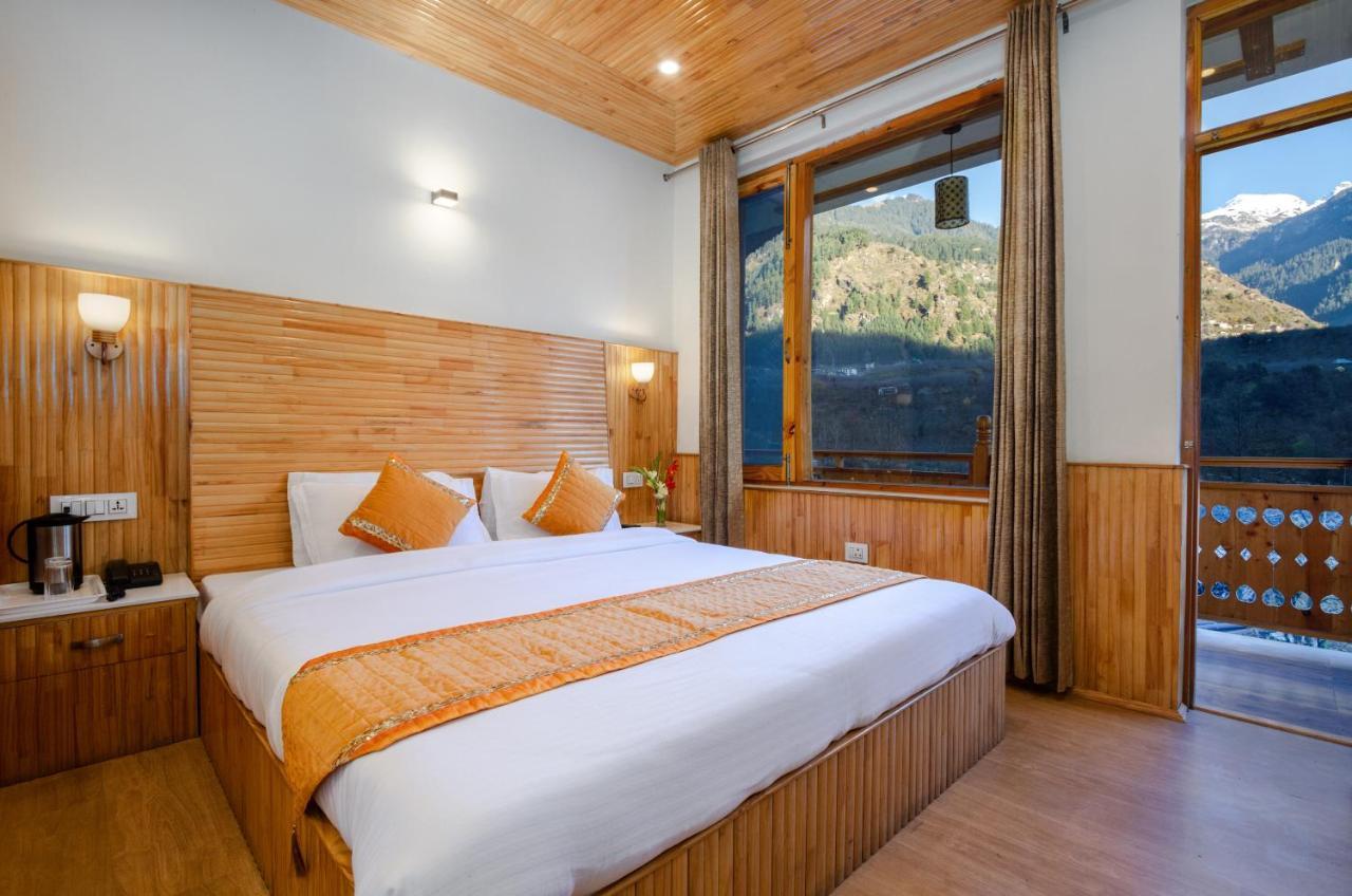 Hotel Vaibhav Regency Manāli Exteriér fotografie