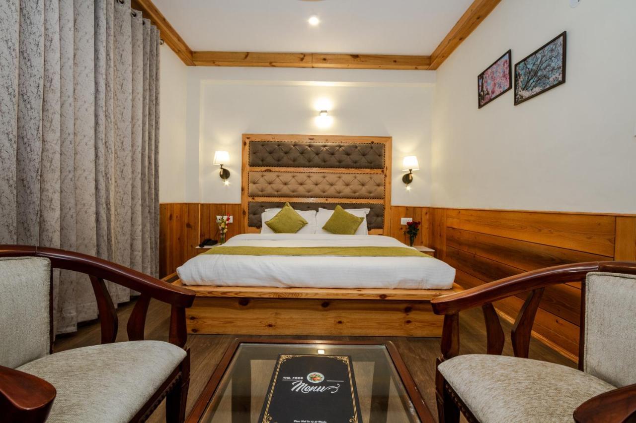 Hotel Vaibhav Regency Manāli Exteriér fotografie