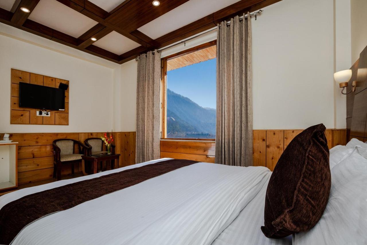 Hotel Vaibhav Regency Manāli Exteriér fotografie