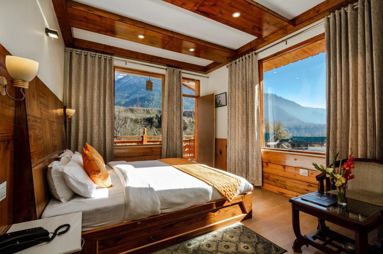 Hotel Vaibhav Regency Manāli Exteriér fotografie