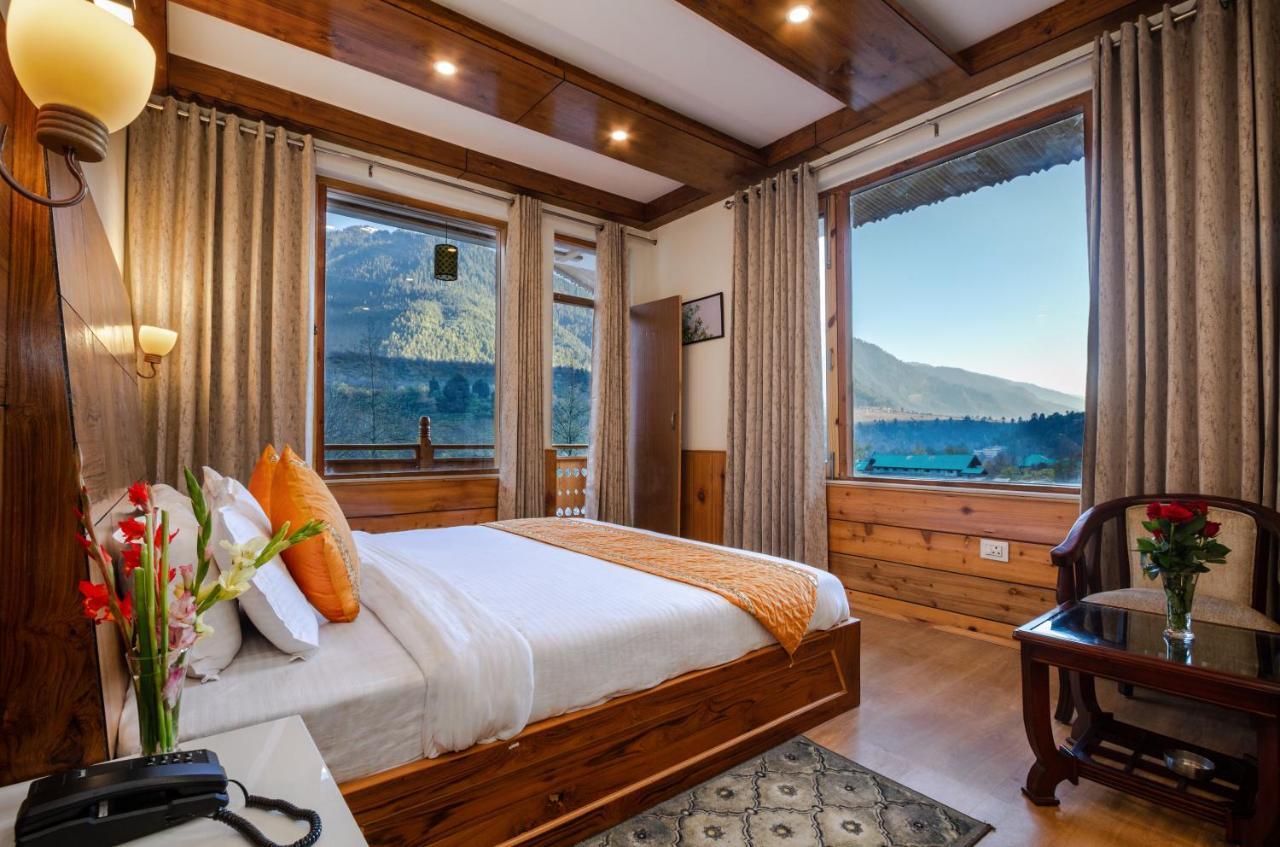 Hotel Vaibhav Regency Manāli Exteriér fotografie